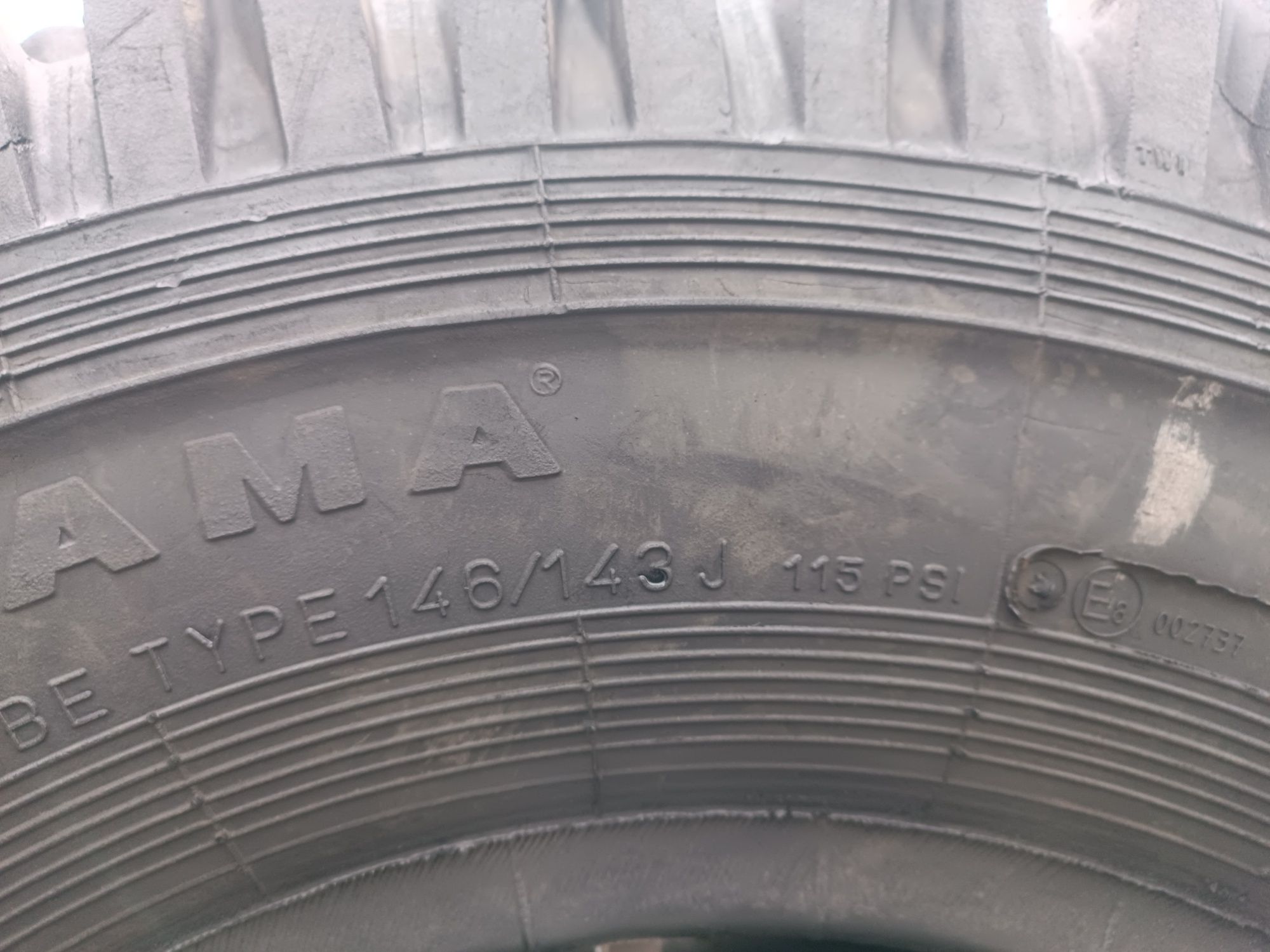 10.00R20 KAMA N-281 opona przemysłowa