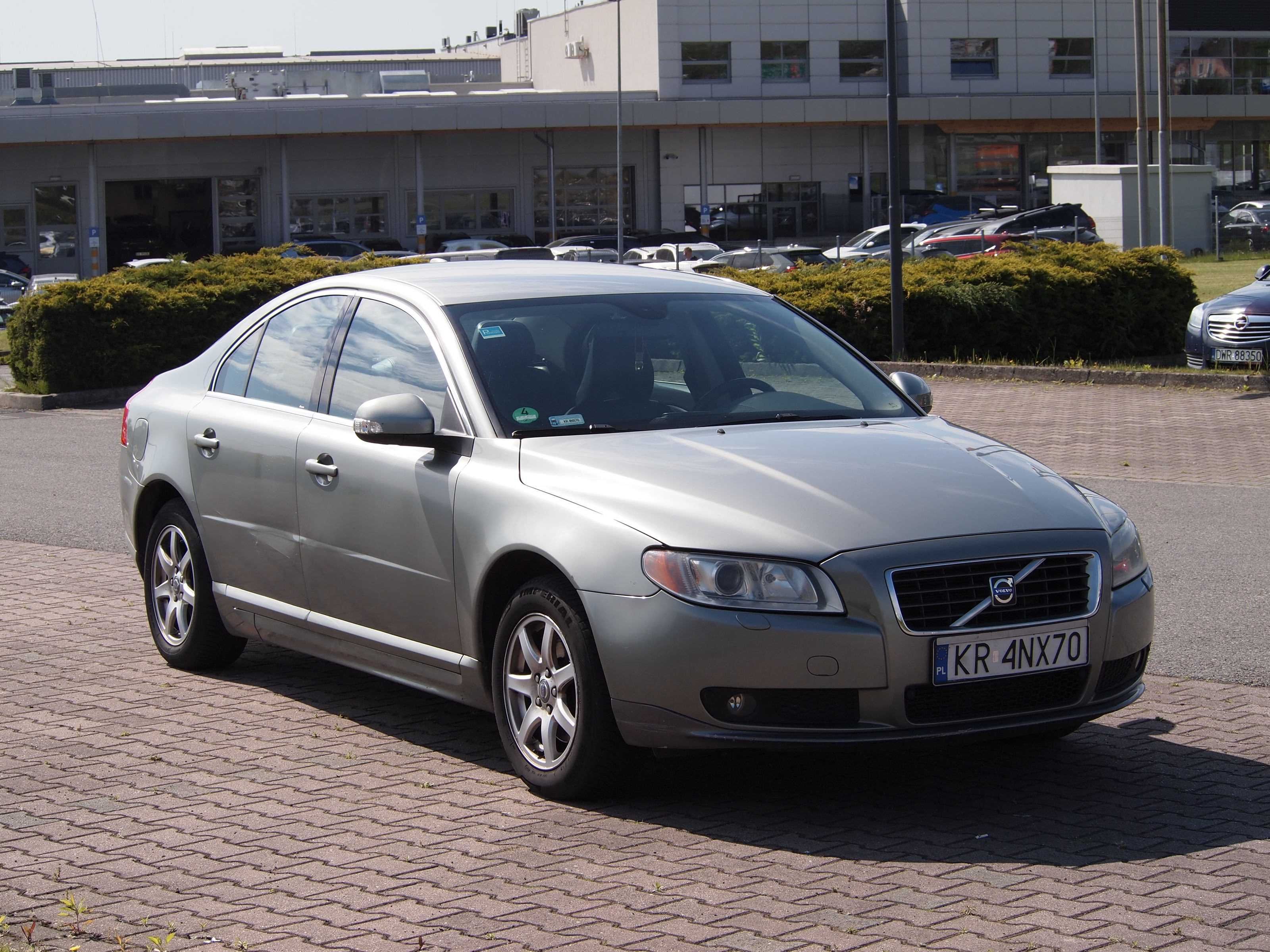 VOLVO S80 2.5t 200km