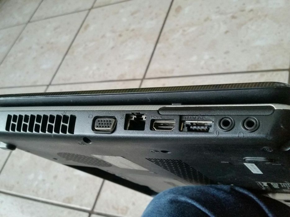 TOSHIBA satellite PRO L500-1TX. 4x2.3 GHz i3