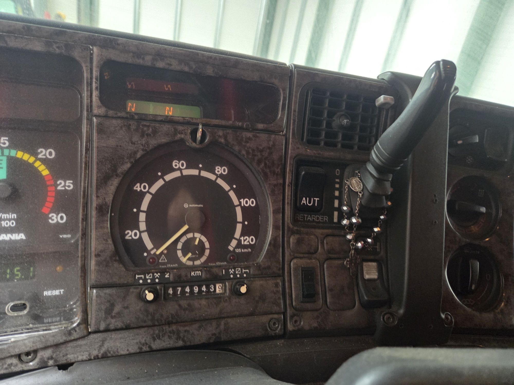 Scania 420 em bom estado