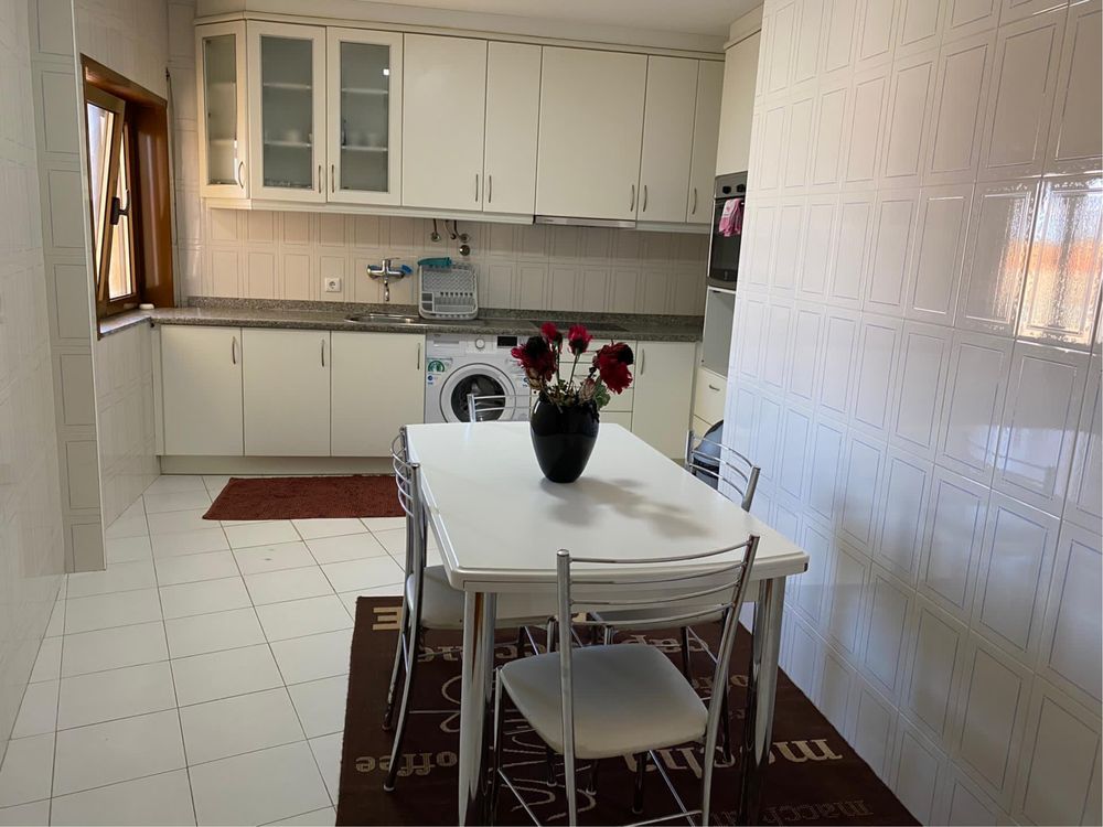 Apartamento T2 duplex segunda linha da praia