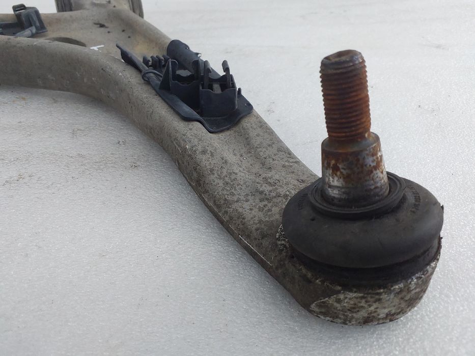 Braço de suspensão frente direito MERCEDES-BENZ CLA Coupé (C117)