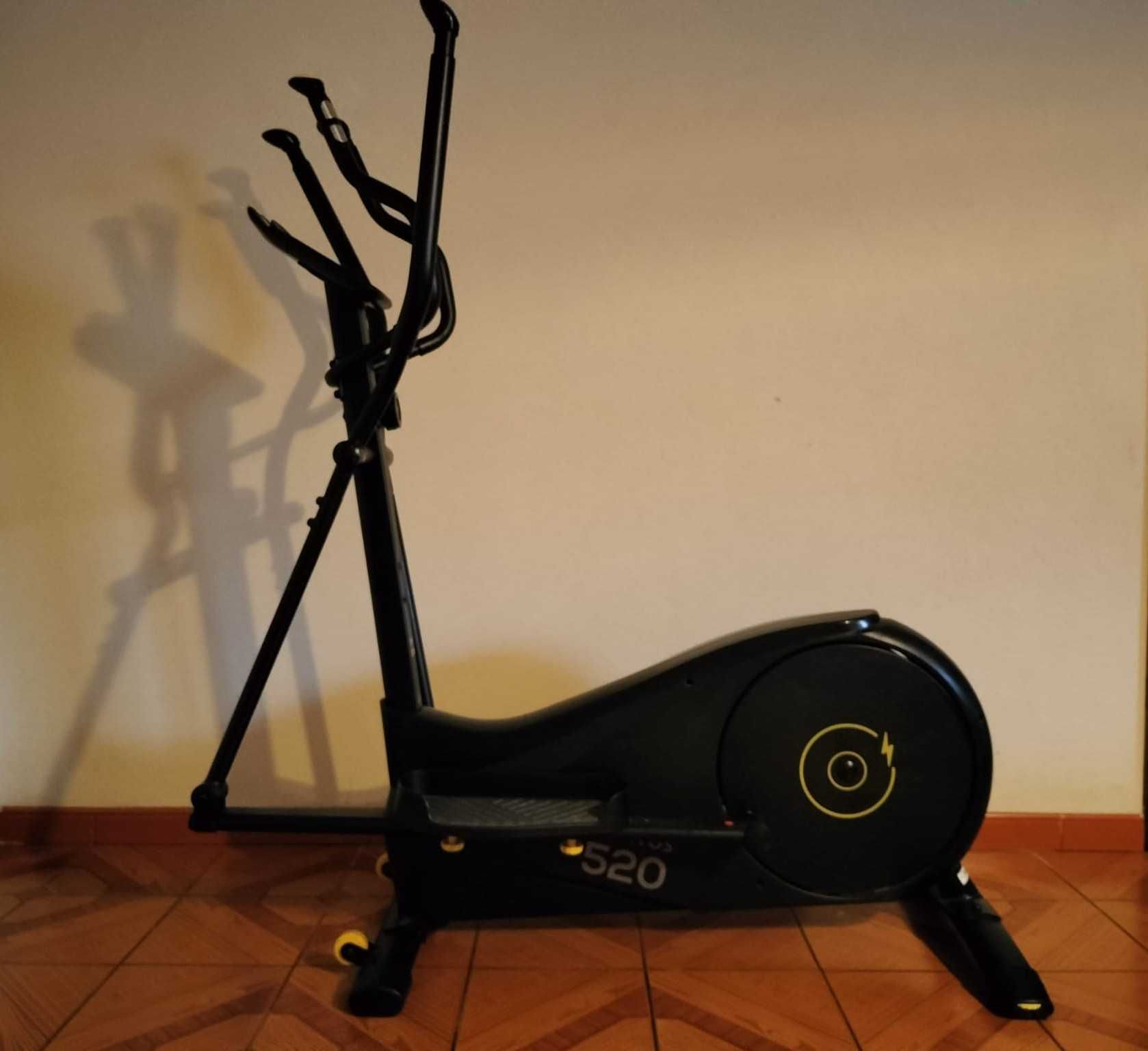 Bicicleta Elíptica Autoalimentada