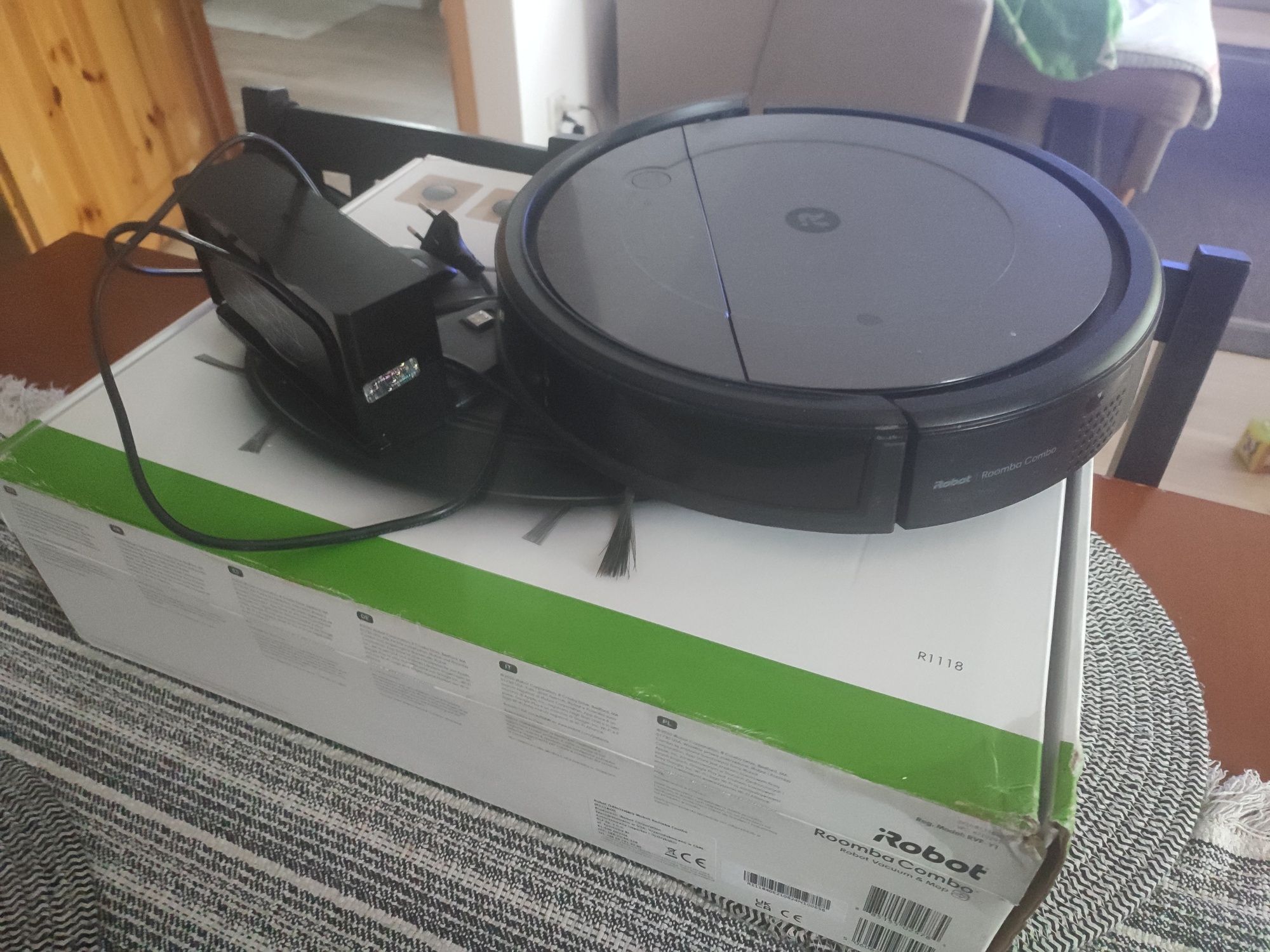 Klapka górna iRobot Roomba Combo sprzątający wszystkie części