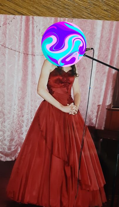 Выпускное пышное платье