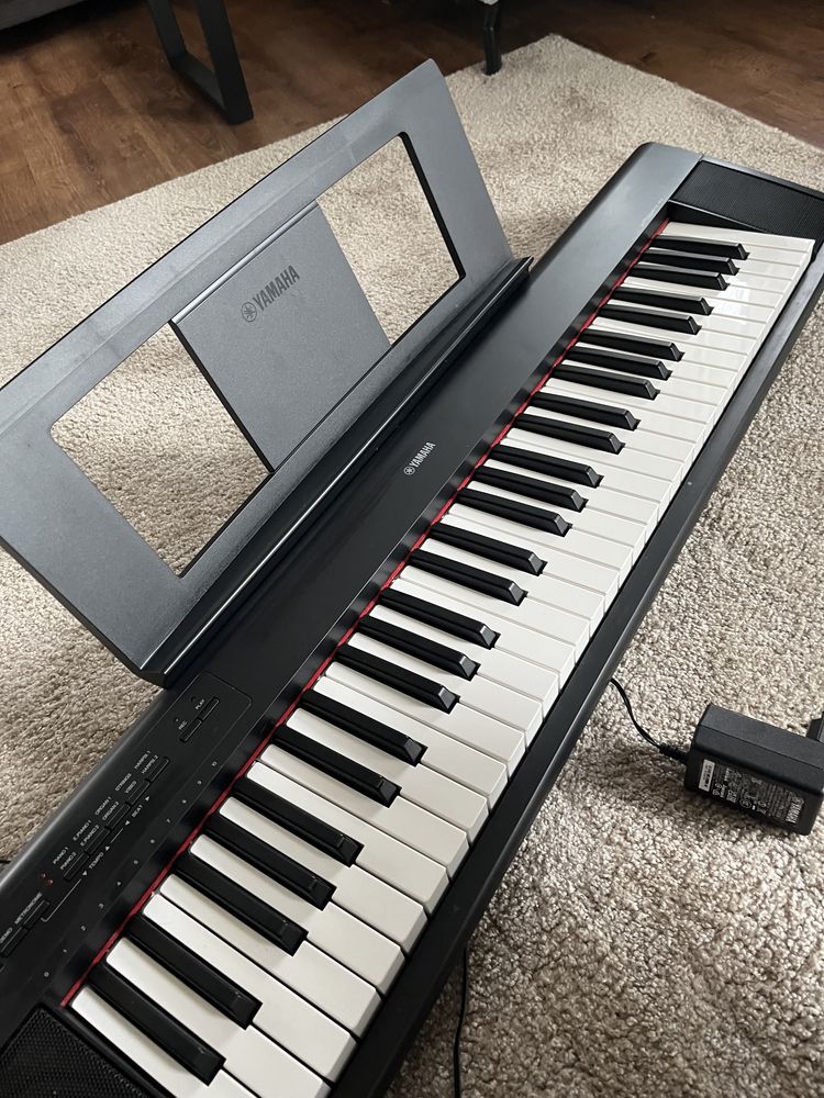 Keyboard yamaha NP-12B