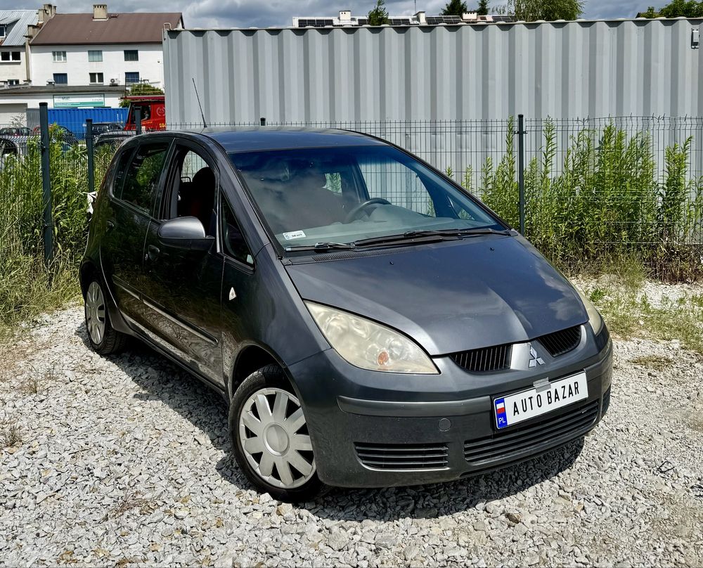Mitsubishi Colt 1.1 Benzyna  *2007 * 190 tys * Czerwony środek * Ladna