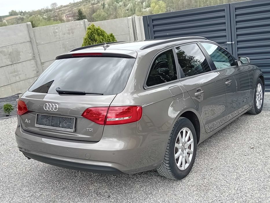 Audi A4 avant b8 lift 2.0 tdi