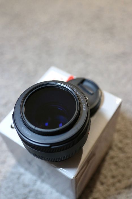 Canon 50 mm 1.8 STM как новый, идеал
