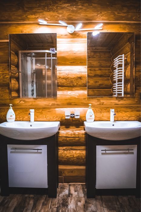 БУКОВЕЛЬ 10км,Яблуниця. Будинок,Садиба до 20 осіб.КОТЕДЖ,ШАЛЄ,ЧАН.