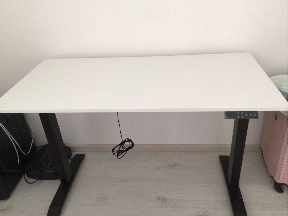 Стол компьютерный 120х60 (Белый)