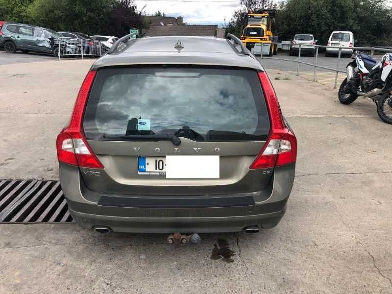 Капот Volvo V70 розборка шрот