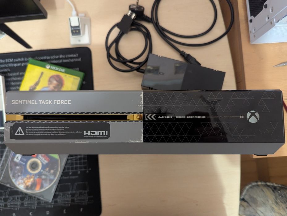 Продам Xbox One Fat + гра