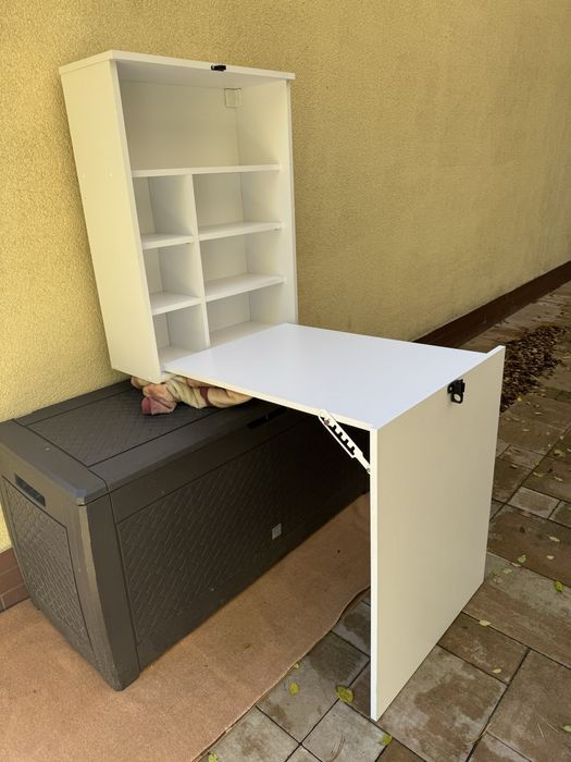 Chowane biurko ścienne składane Ikea