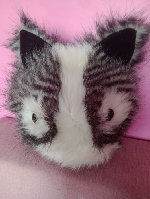 Firmowa czapka sowa .