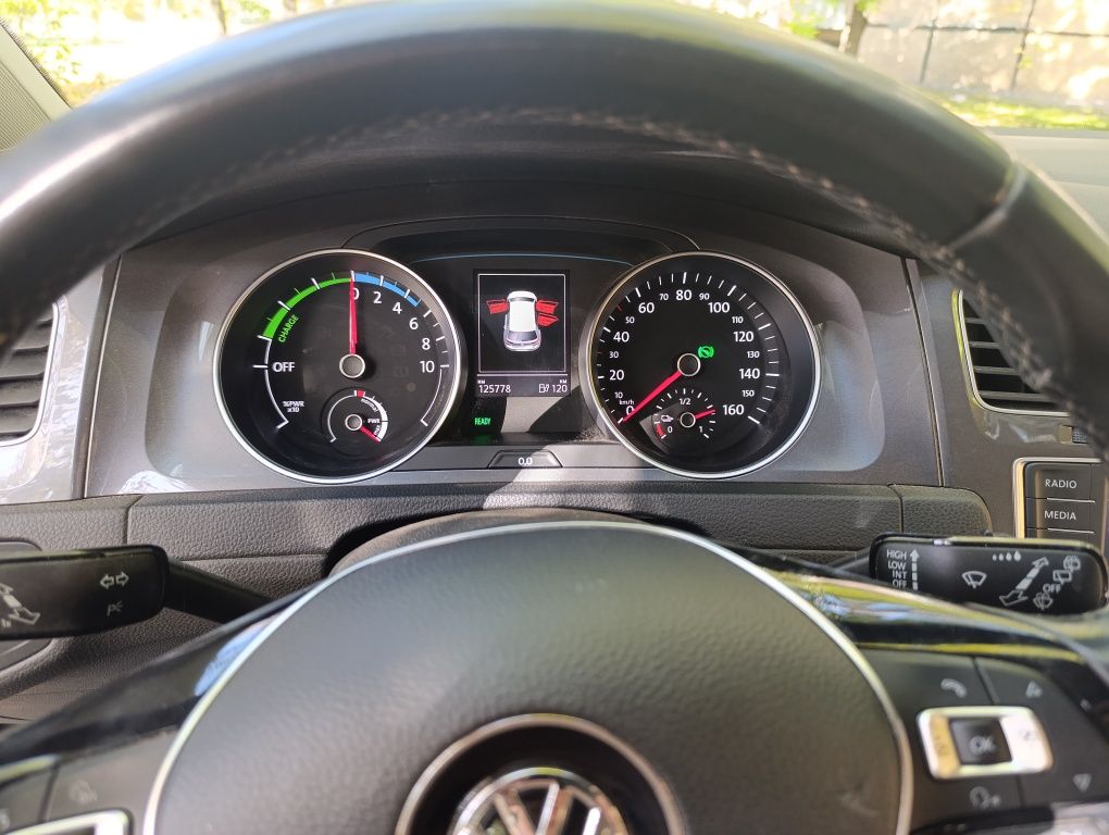 Volkswagen e-Golf