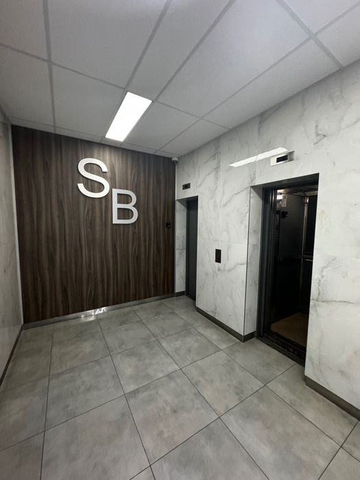 Продам 2 кімнатну 69м без % ЖК Silver Breeze Дніпровська набережна  1а