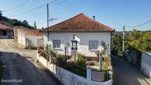 Moradia T2+1 localizada na Valada, Ourém