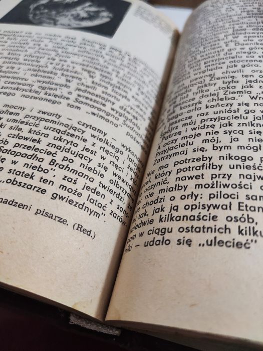 Goście z kosmosu? Paleoastronautyka - Lucjan Znicz