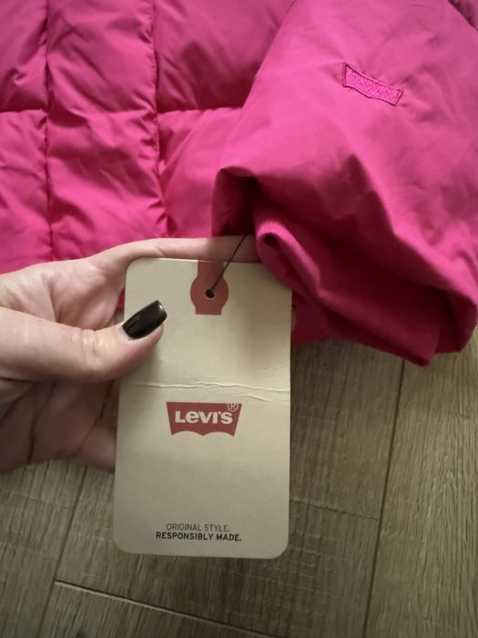 Куртка пуфер пуховик levis оригінал хс