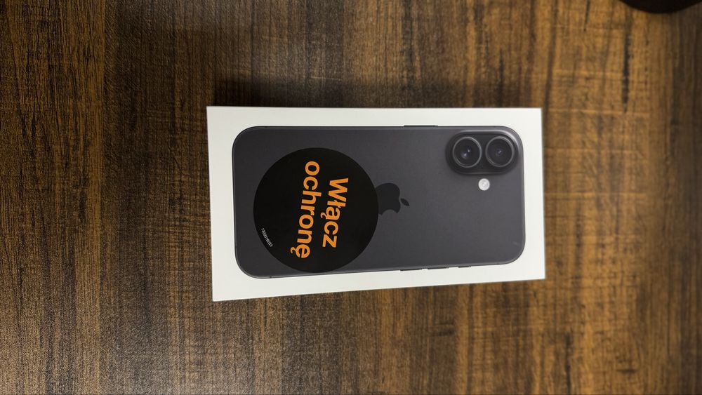 IPhone 16. 128 Gb.  Dodatkowa  gwarancja od Orange. Zakupiony 3.10