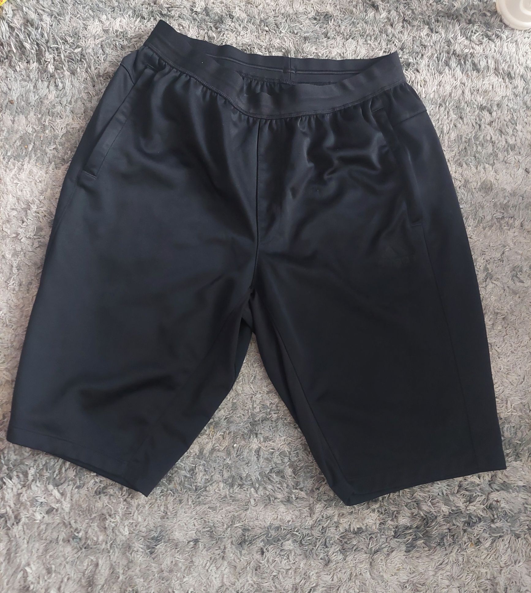 Spodenki męskie adidas L