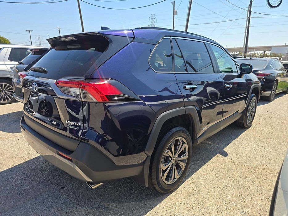 Toyota RAV4 Hybrid Limited 2024