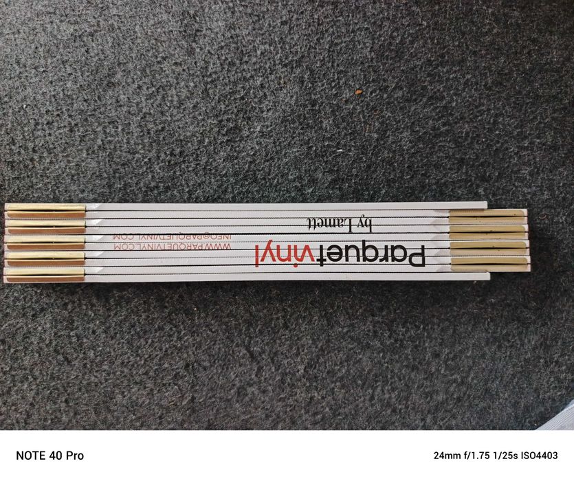 Miarka składana, drewniana.