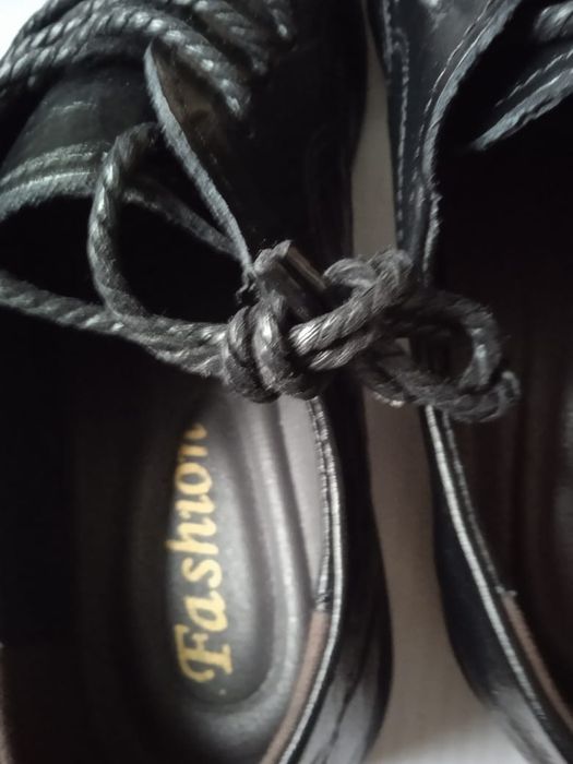 Мужские туфли новые(41 р)