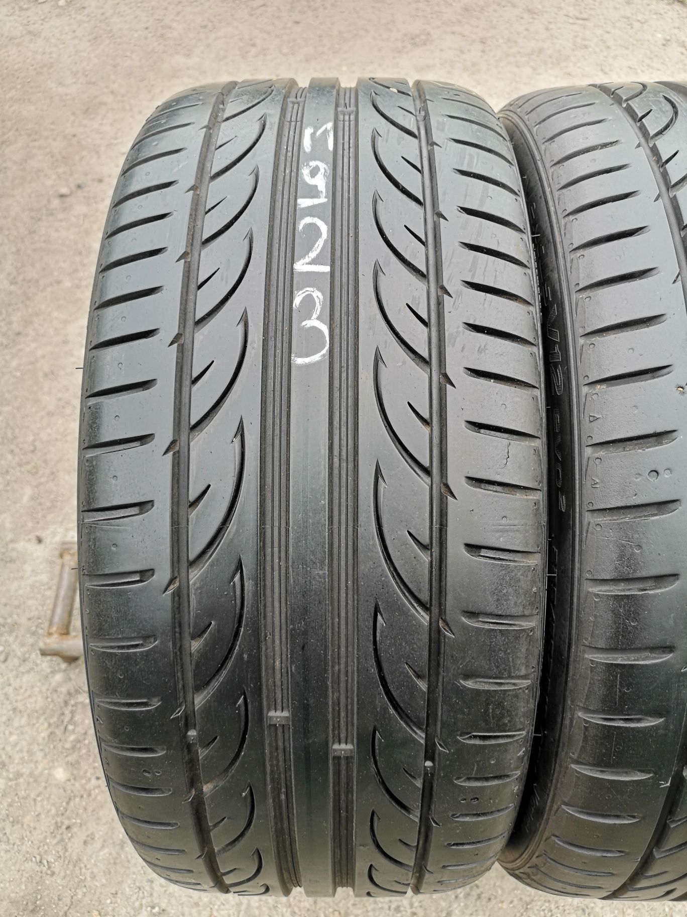 Opony letnie 225/35/19 Hankook 2szt 6,5mm 2020r