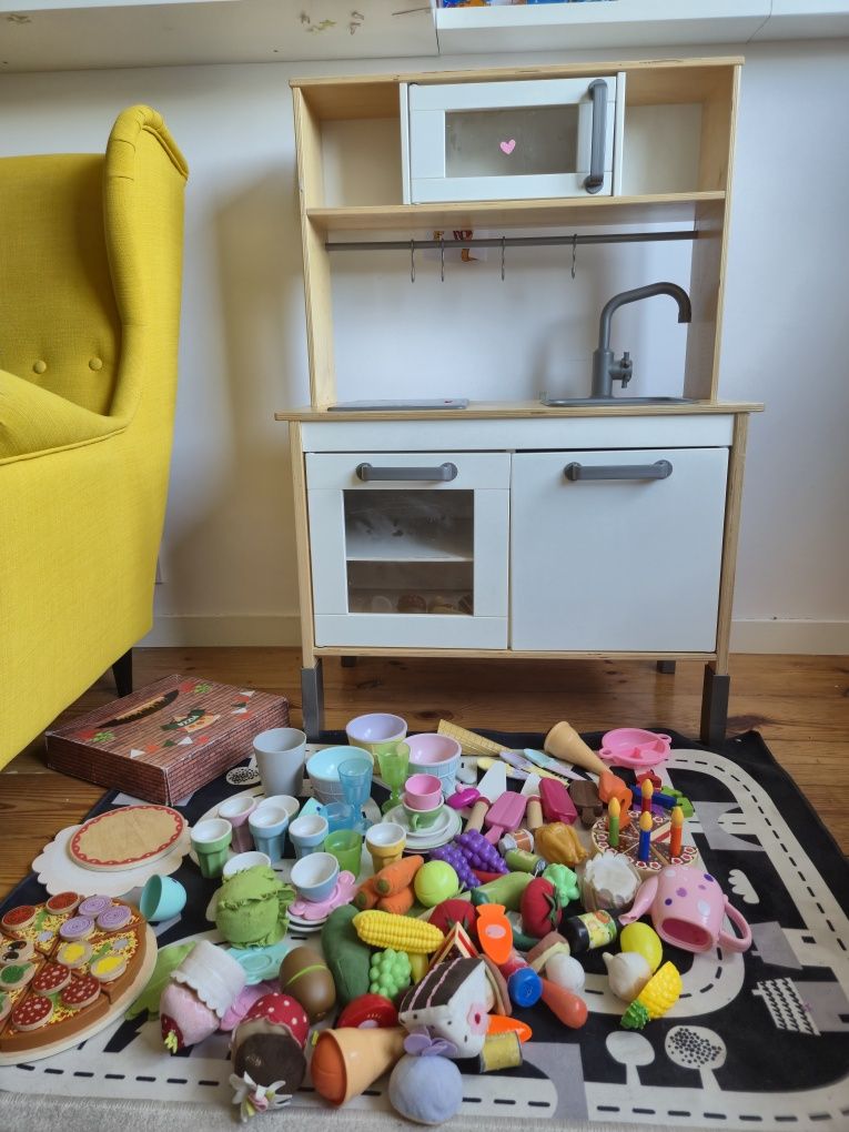 Duktig ikea kuchenka dla dzieci plus akcesoria kuchenne