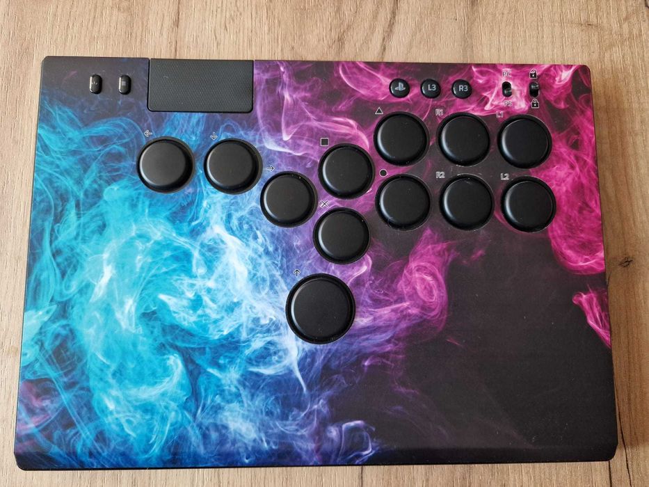 Razer Kitsune hitbox/leverless kontroler do PS5/PC stan idealny