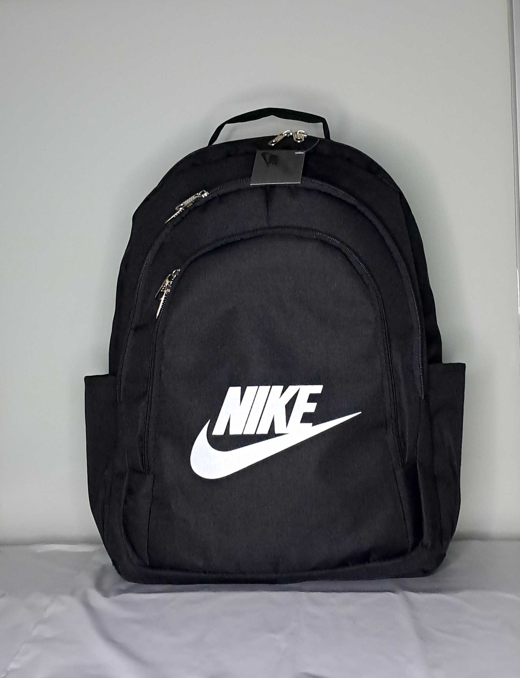 Рюкзак Nike и Puma городской спортивный вместительный.