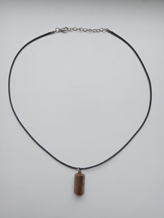 Кулон, камінь тигряче око.