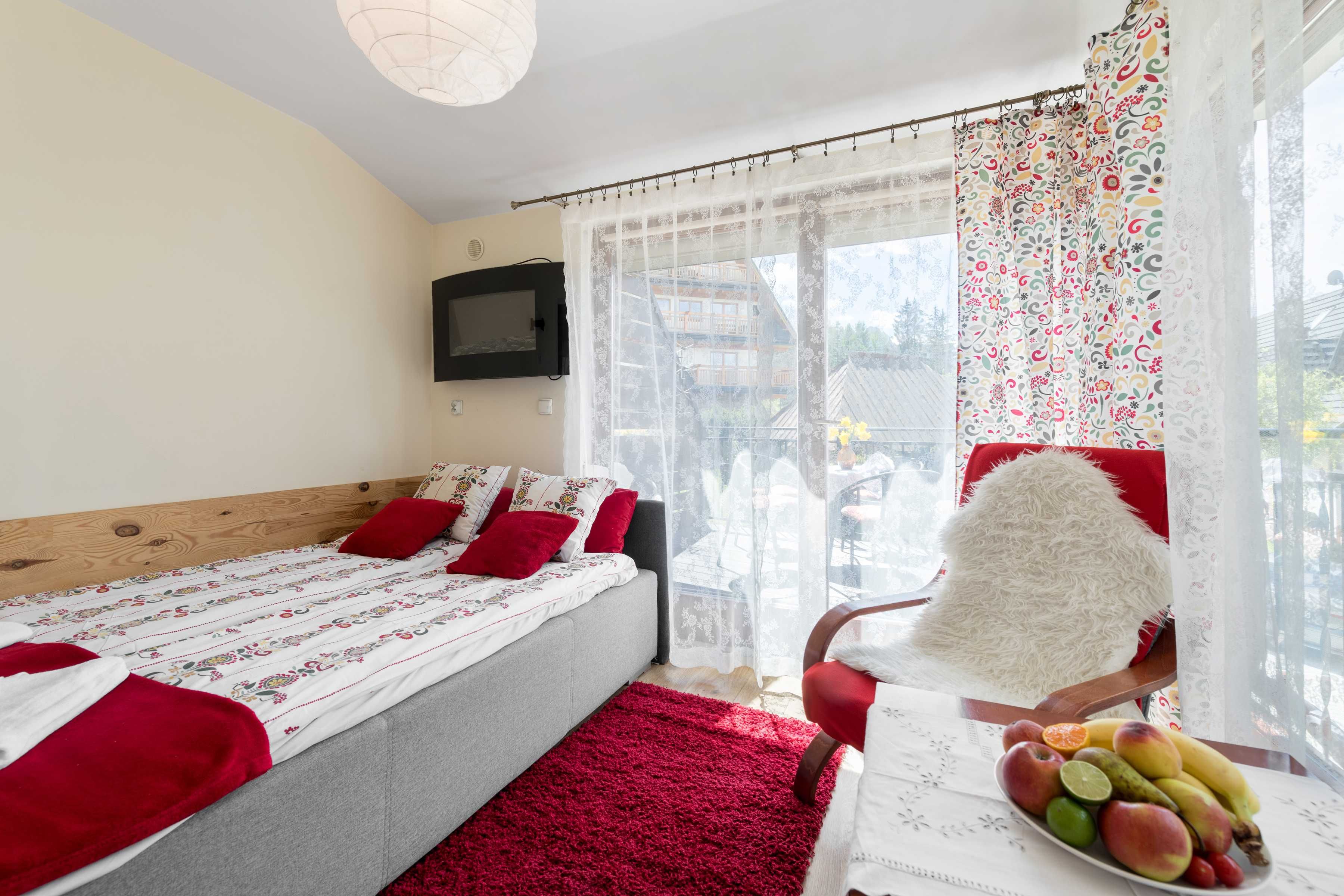 WOLNY Domek -APARTAMENT 2-7os. blisko Centrum ,PKP, PKS widok na TATRY