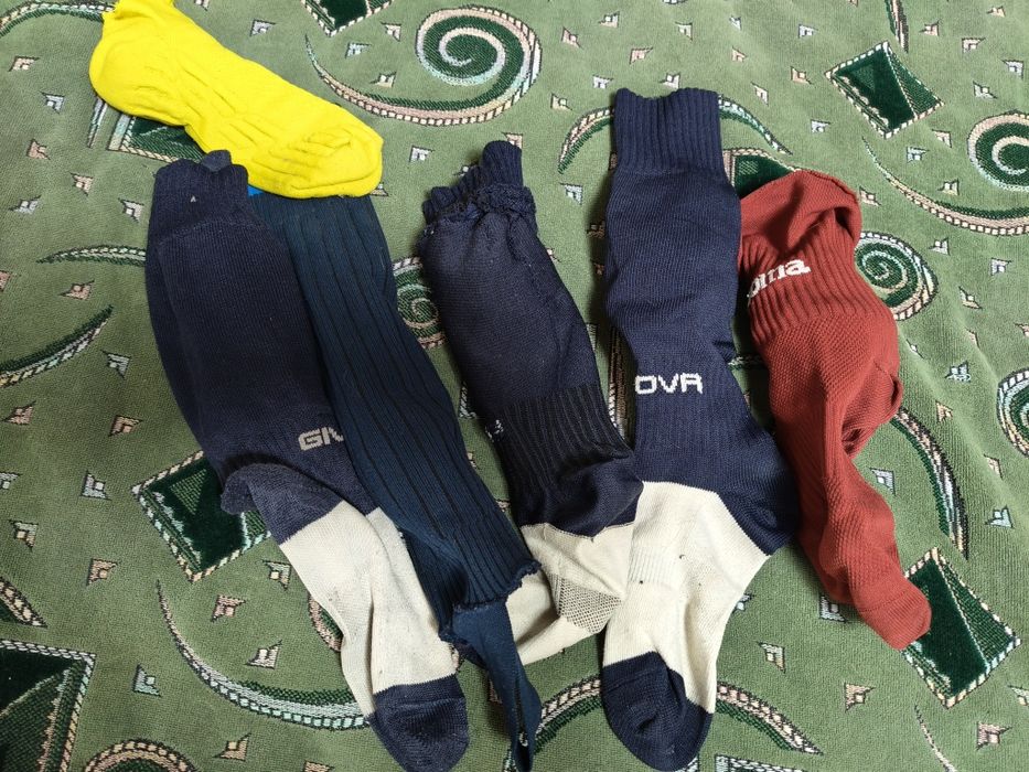 Віддам речі на футбол для хлопчики