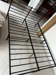 Suporte de cama de metal