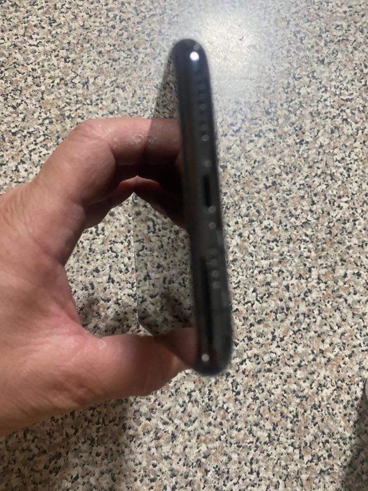 Iphone 11 pro max 64 GB
