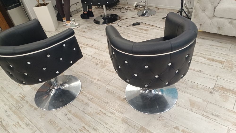 Реставрация ,Перетяжка мебели и Ремонт мягкой мебели.Чистка ковров. Ди