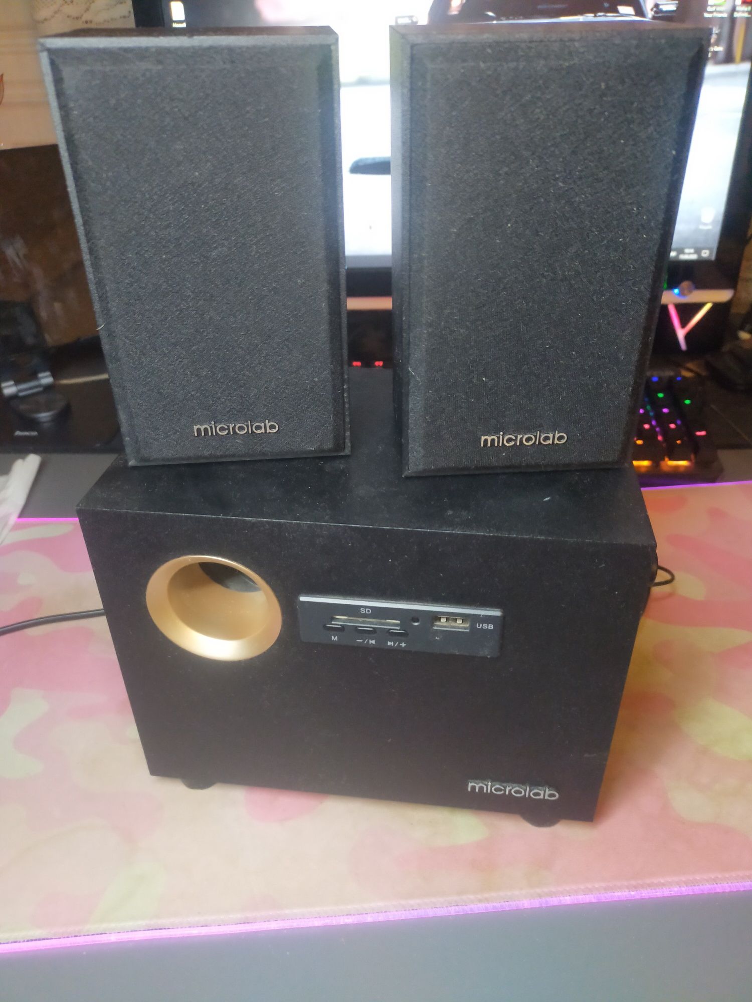 Самбуфер Microlab M-105R