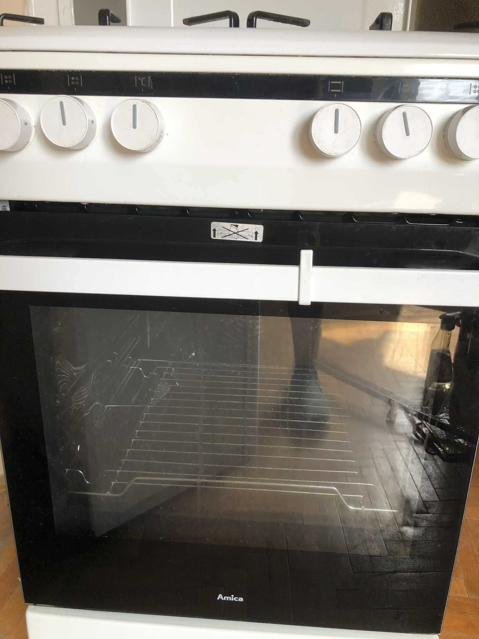 Kuchenka wolnostojąca Amica SHM 5865 W