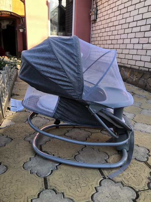 Заколисуючий центр для дітей