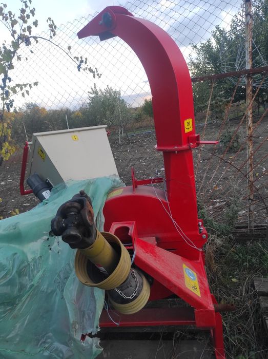 Щепоріз, подрібнювач гілок ARPAL МК - 120 ТР
МК-120ТР