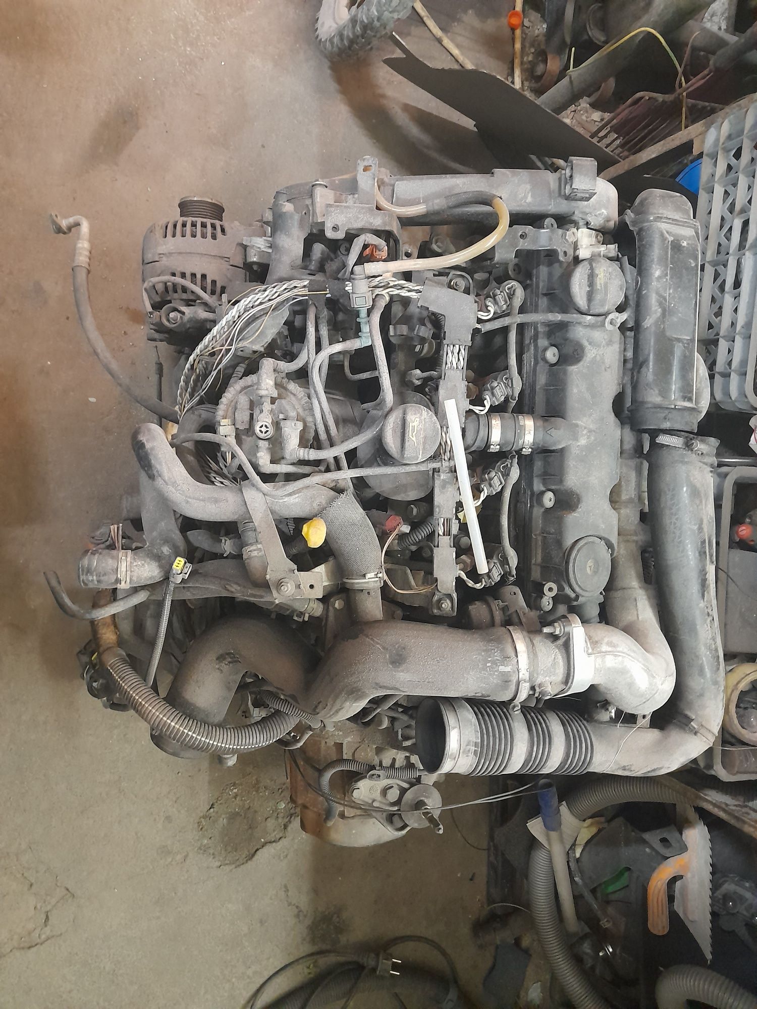 Motor Peugeot 2.0 hdi