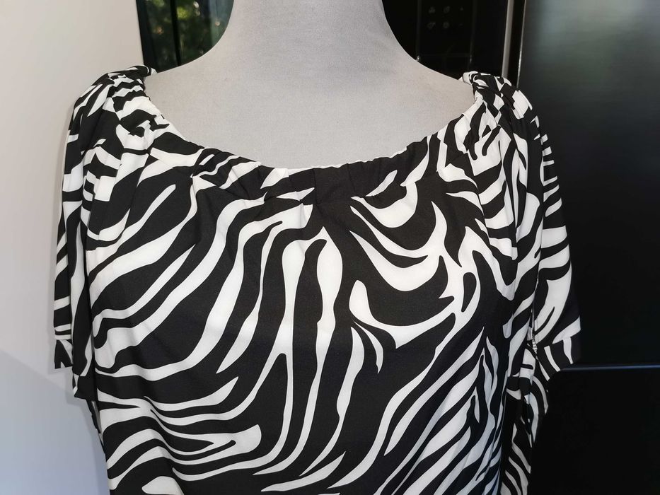 Bluzka hiszpanka roz. 52/56