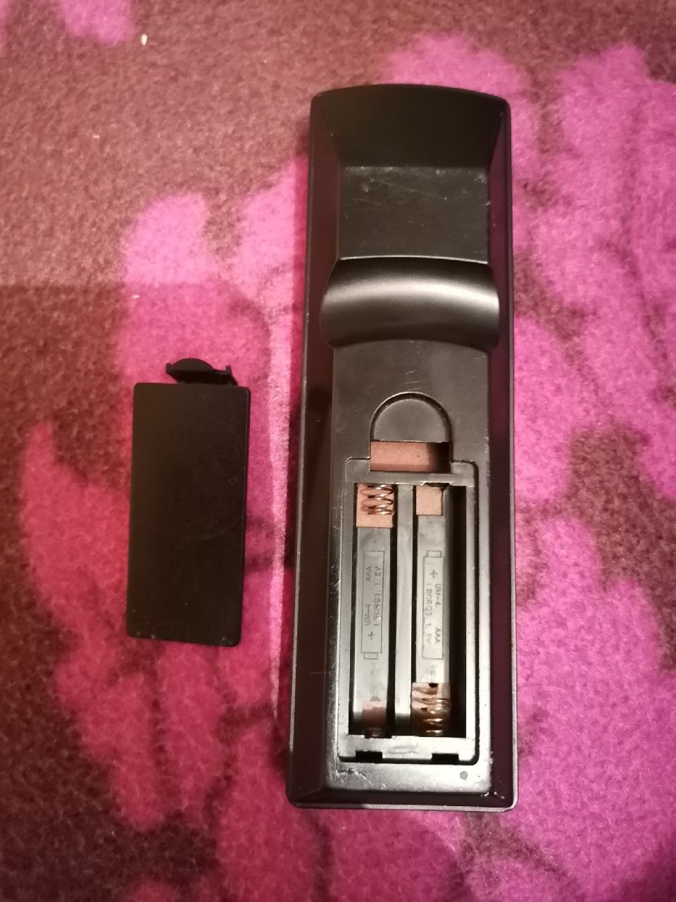 pilot zamiennik do dekodera tunera Tesla Senior T2 techn. DVB-T2 H.265