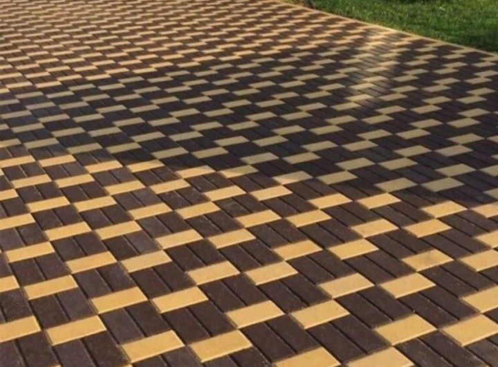 Укладка тротуарної плитки