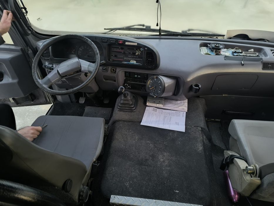 Autocarro 28 lugares