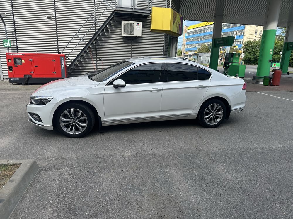 PASSAT B8 2021 Повний привід