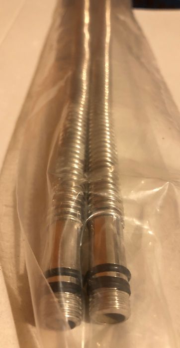 Komplet wężyków przyłączeniowych do baterii 3/8 ze stali nierdzewnej